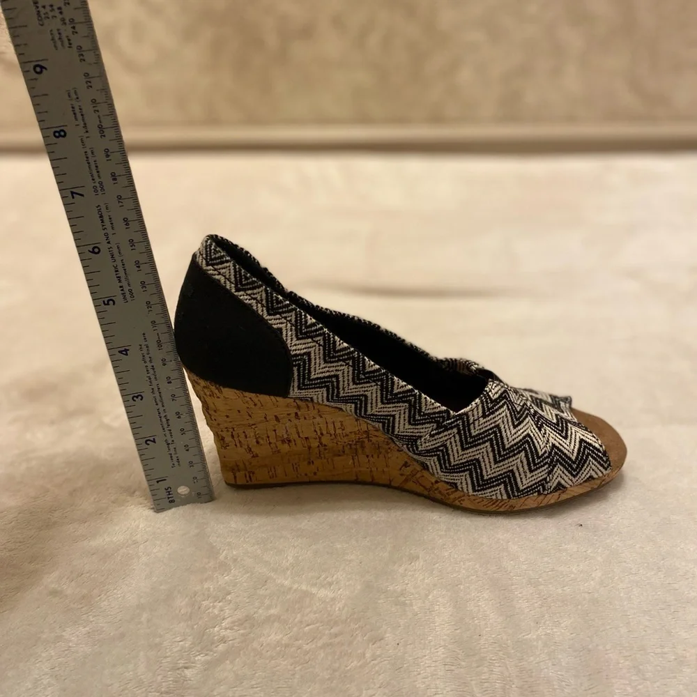 TOMS Black and White Zigzag Cork Wedges